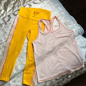 Fabletics Activewear Set. Powerhold leggings and matching tank. Size Medium